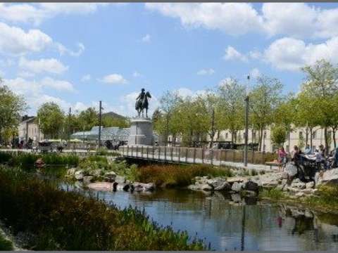 Bureaux et commerces 4 pièces