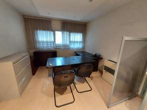 Vente Bureaux et commerces 233 m&sup2;La Roche-Sur-Yon Centre Ville