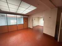 Bureaux et commerces 12 pièces Bureaux et commerces 12 pièces