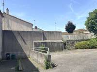 Bureaux et commerces 8 pièces