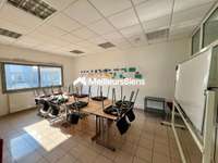 Bureaux et commerces 23 pièces