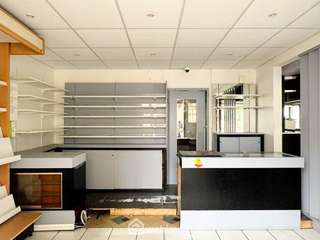 Bureaux et commerces 4 pièces