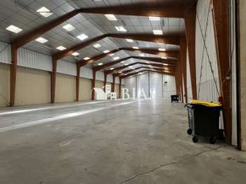 Vente Bureaux et commerces 400 m&sup2;La Saussaye