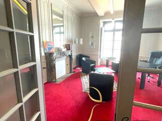 Bureaux et commerces 4 pièces