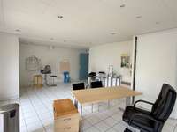 Bureaux et commerces 2 pièces