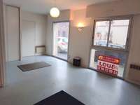 Bureaux et commerces 2 pièces
