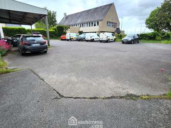 Bureaux et commerces 16 pièces