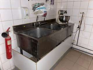 Bureaux et commerces 5 pièces