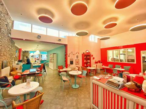 Bureaux et commerces 11 pièces