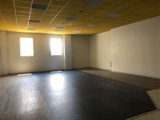 Bureaux et commerces 15 pièces