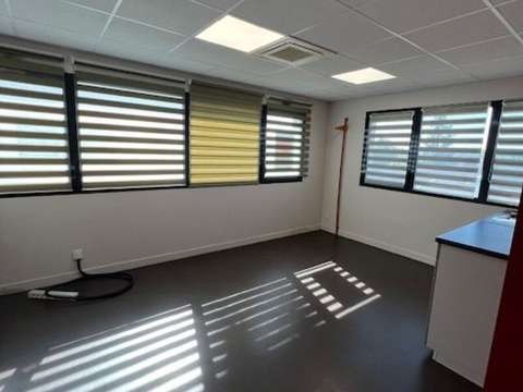 Bureaux et commerces