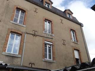 Bureaux et commerces 4 pièces