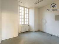 Bureaux et commerces 4 pièces Bureaux et commerces 4 pièces