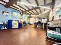 Bureaux et commerces 6 pièces