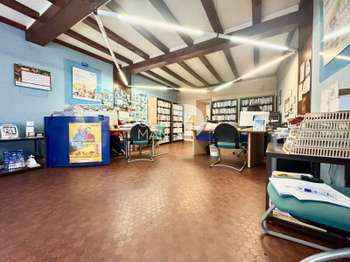 Bureaux et commerces 6 pièces
