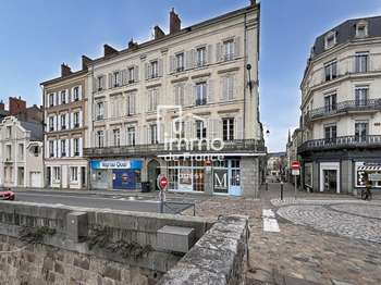 Vente Bureaux et commerces 47 m&sup2;Laval Centre-Ville Préfecture