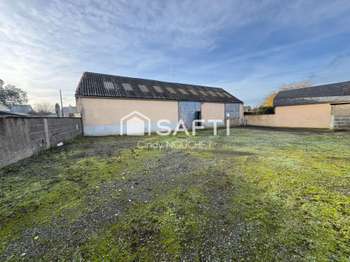 Vente Bureaux et commerces 181 m&sup2;Le Bailleul