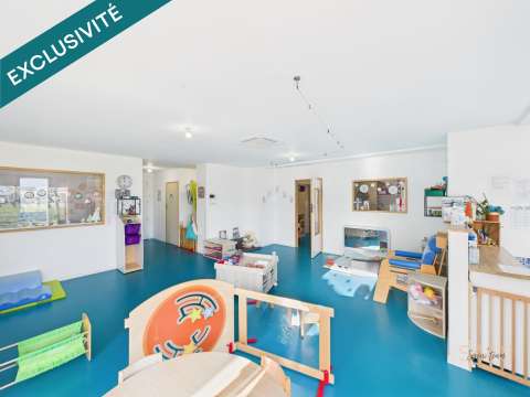 Bureaux et commerces 12 pièces Le Bernard 85