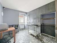 Bureaux et commerces 15 pièces