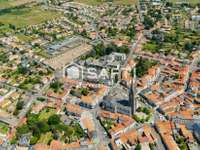 Bureaux et commerces 15 pièces