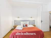 Bureaux et commerces 13 pièces