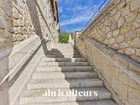 Bureaux et commerces 13 pièces