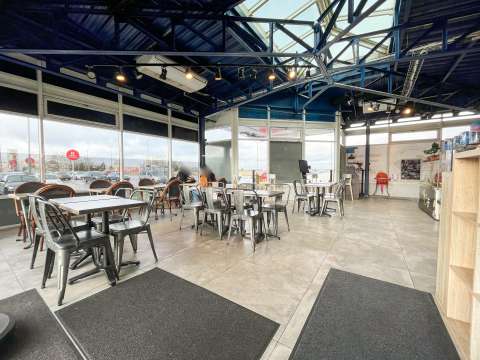 Bureaux et commerces 3 pièces