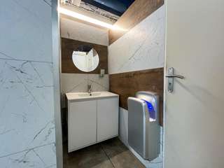 Bureaux et commerces 3 pièces