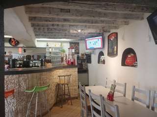 Bureaux et commerces 2 pièces