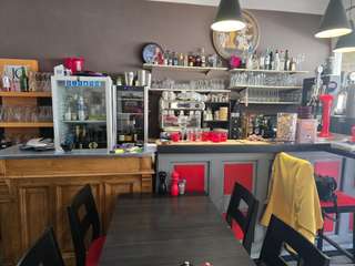 Bureaux et commerces 4 pièces