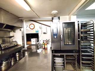 Bureaux et commerces 19 pièces