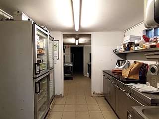 Bureaux et commerces 19 pièces