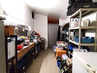 Bureaux et commerces 19 pièces