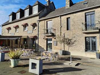 Bureaux et commerces 19 pièces Lehon 22