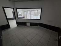Bureaux et commerces 5 pièces
