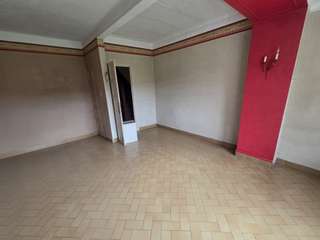 Bureaux et commerces 5 pièces