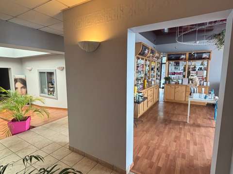 Bureaux et commerces 11 pièces Les Herbiers 85