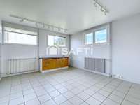 Bureaux et commerces 8 pièces