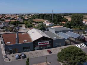 Vente Bureaux et commerces 1747 m&sup2;Les Sables-d'Olonne