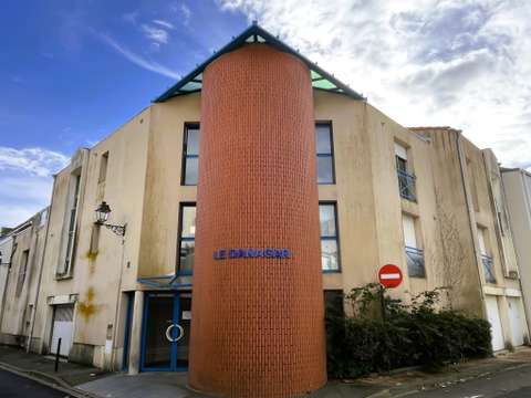 Bureaux et commerces Les Sables-d'Olonne 85