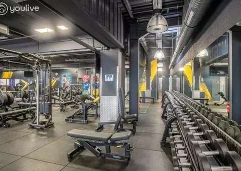 Bureaux et commerces 4 pièces