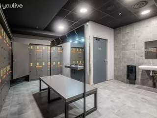 Bureaux et commerces 4 pièces