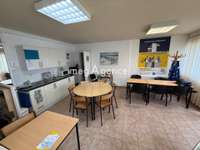 Bureaux et commerces 2 pièces