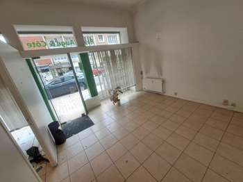 Bureaux et commerces 4 pièces