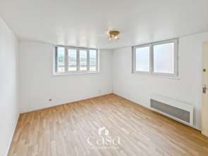 Vente Bureaux et commerces 53 m&sup2;Lisieux Lisieux Sud