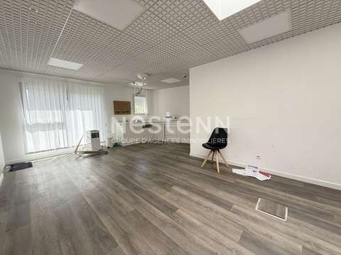 Bureaux et commerces 9 pièces Bureaux et commerces 9 pièces