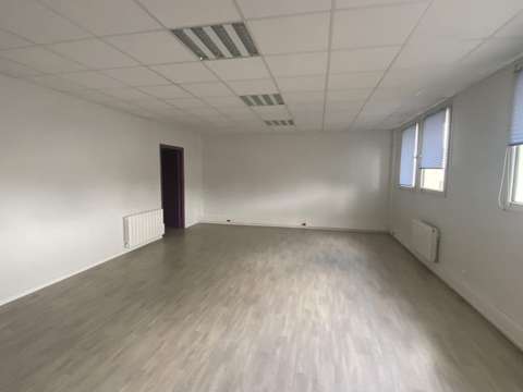 Bureaux et commerces 8 pièces