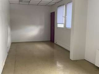 Bureaux et commerces 8 pièces