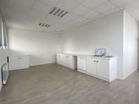 Bureaux et commerces 8 pièces