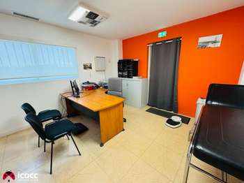 Bureaux et commerces 8 pièces Bureaux et commerces 8 pièces